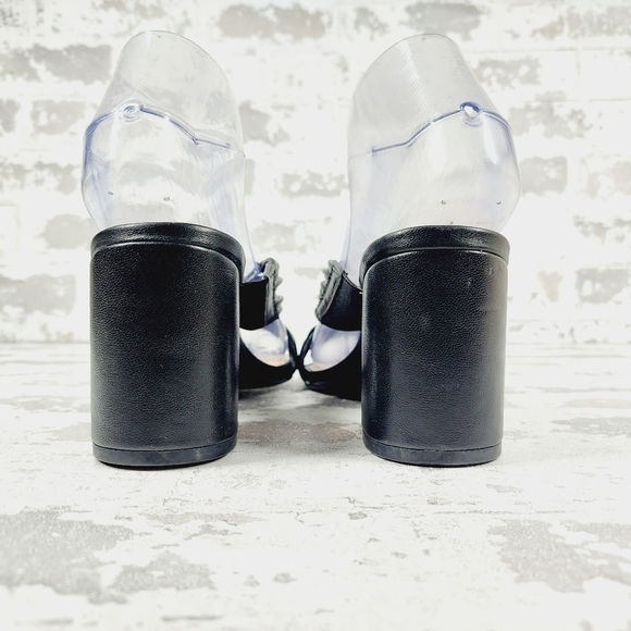 NEW Adrienne Vittadini Annalee Black Faux Leather Slip On Block Heel Sandal X69 - Picture 6 of 13